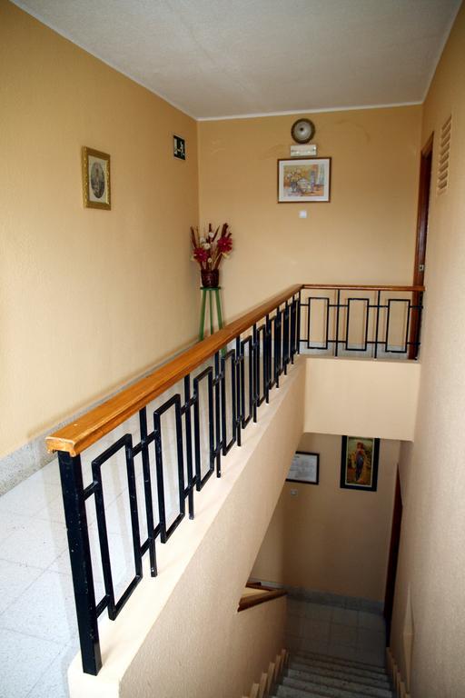 Hostal Asturias Jarilla Екстериор снимка