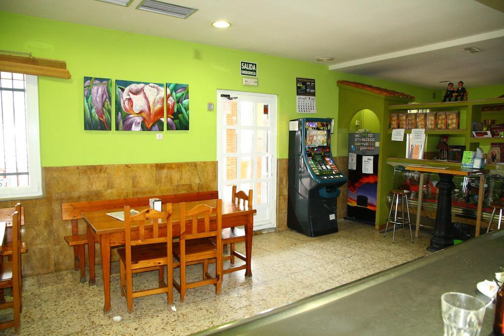 Hostal Asturias Jarilla Екстериор снимка
