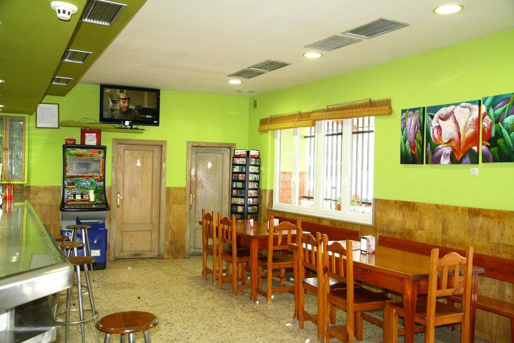Hostal Asturias Jarilla Екстериор снимка