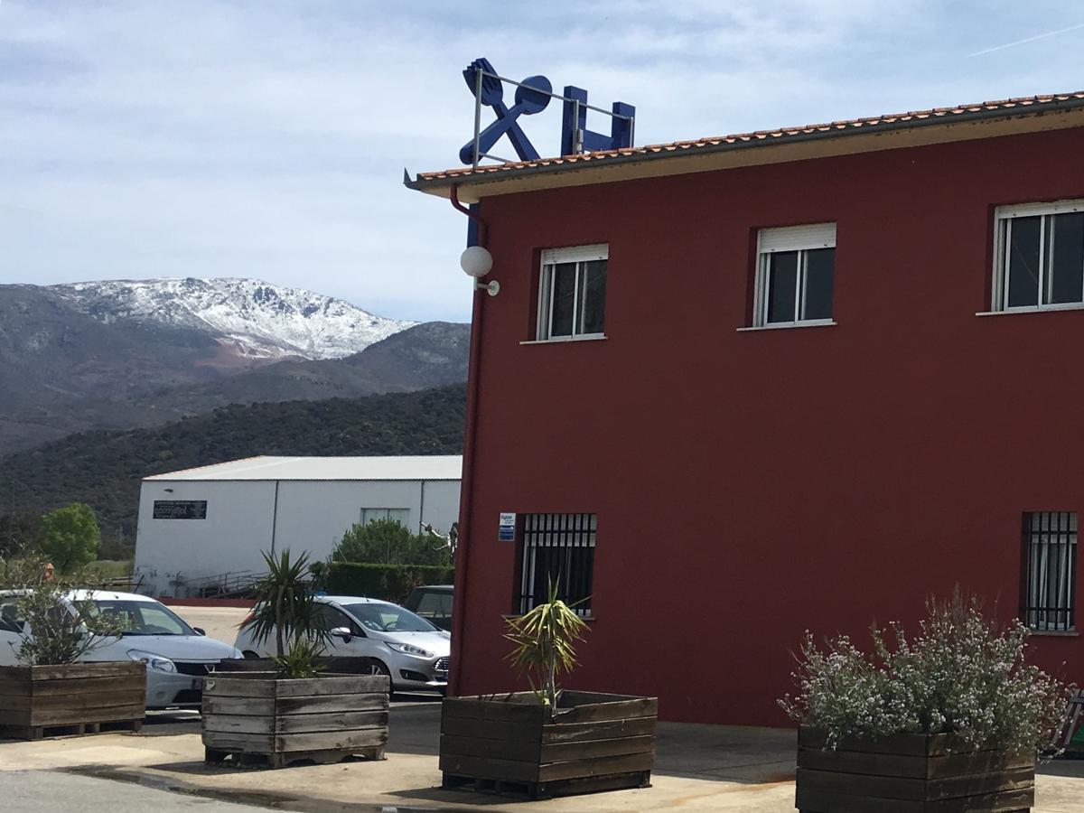 Hostal Asturias Jarilla Екстериор снимка